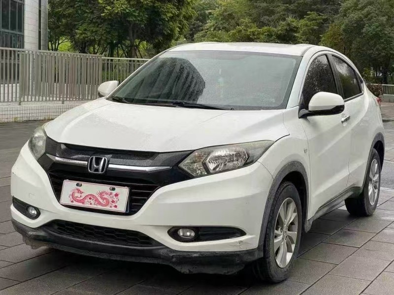 佛山17年本田缤智3