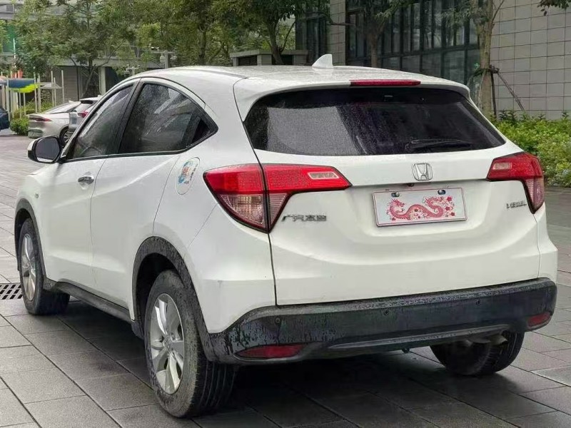 佛山17年本田缤智7