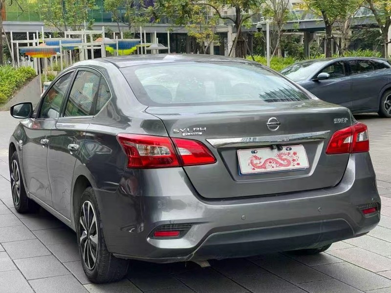 佛山20年日产轩逸8