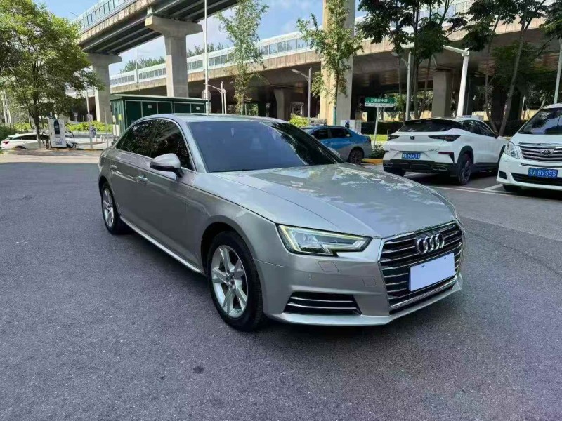 长沙18年奥迪A4L3