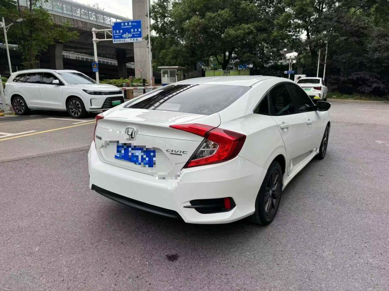 长沙21年本田思域4