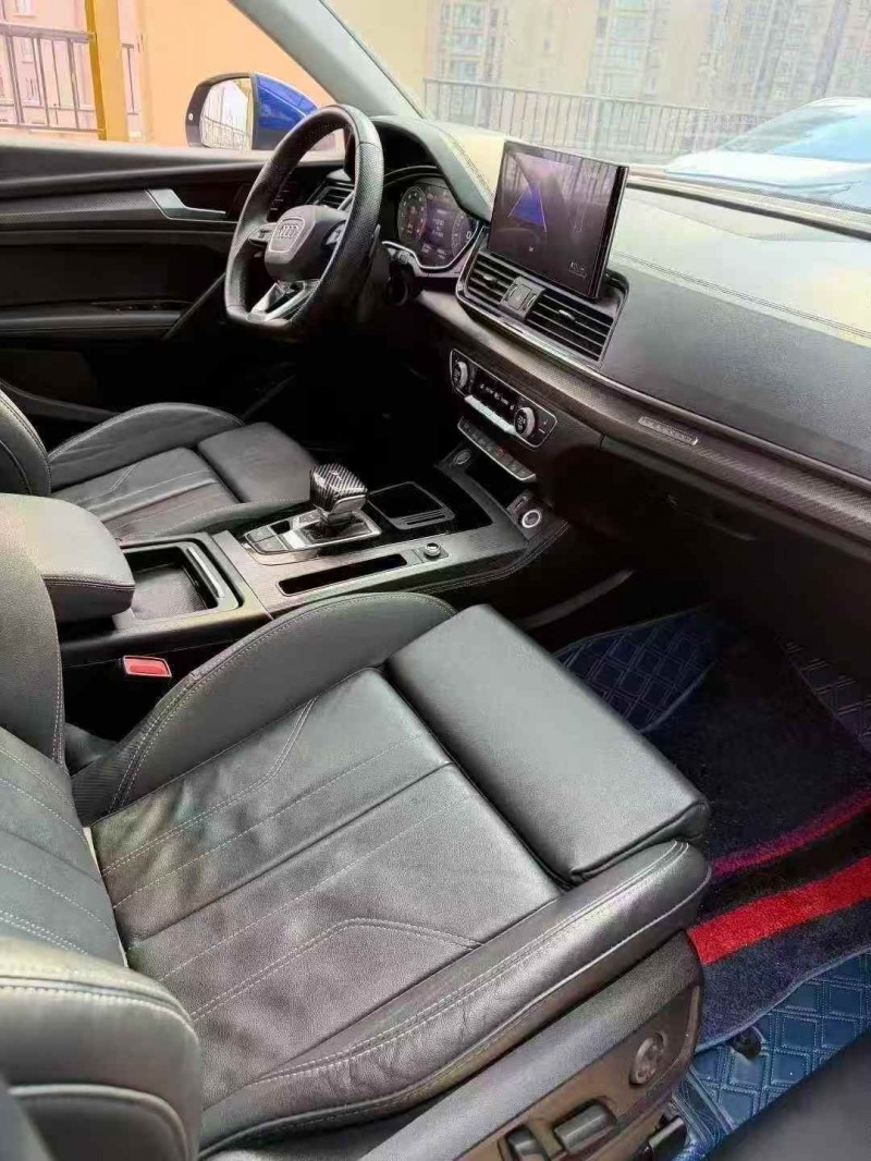 苏州22年奥迪Q56