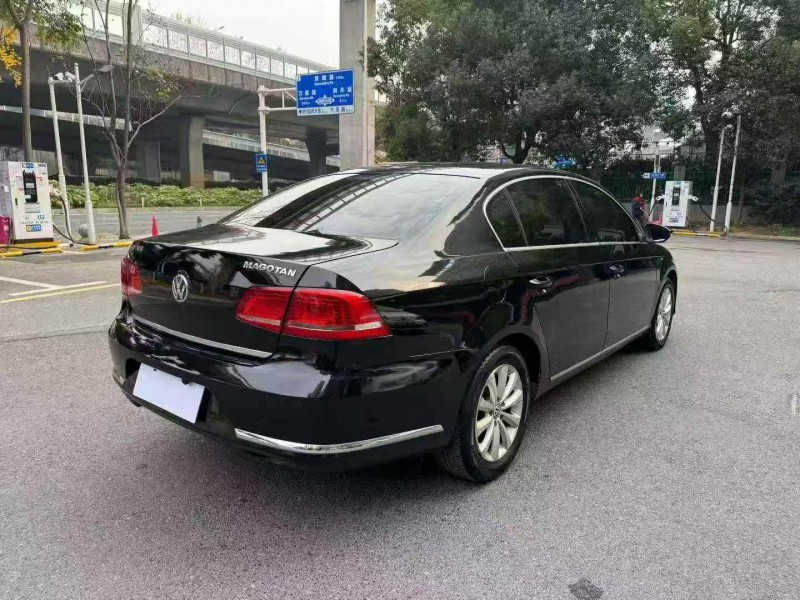 长沙15年大众迈腾4