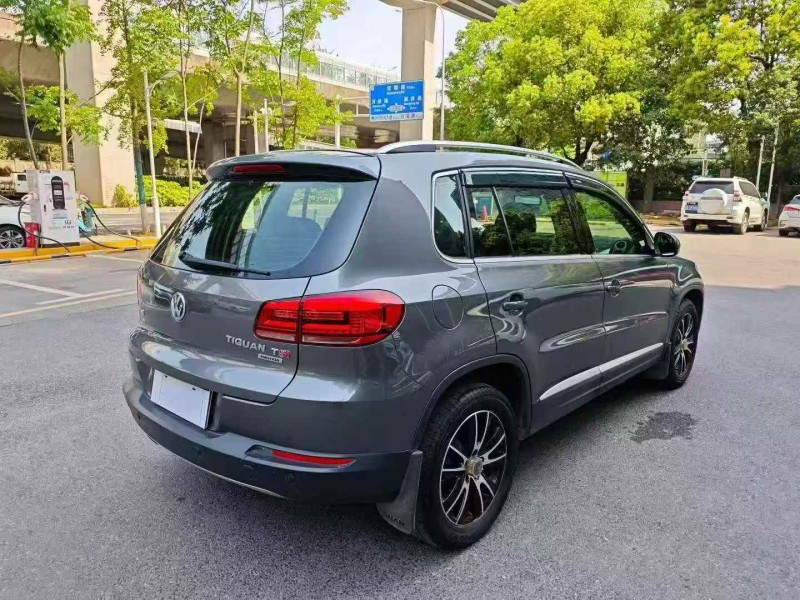 长沙15年大众途观4