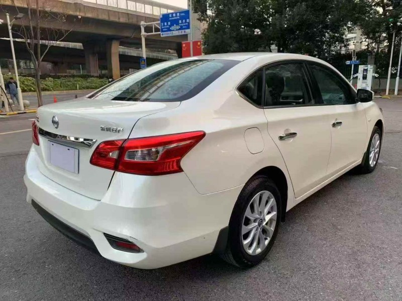 长沙20年日产轩逸4