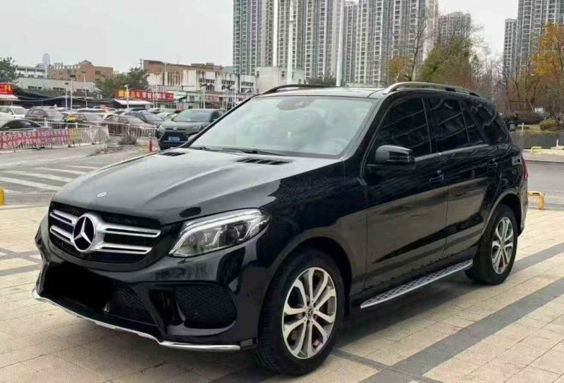 苏州19年奔驰GLE2