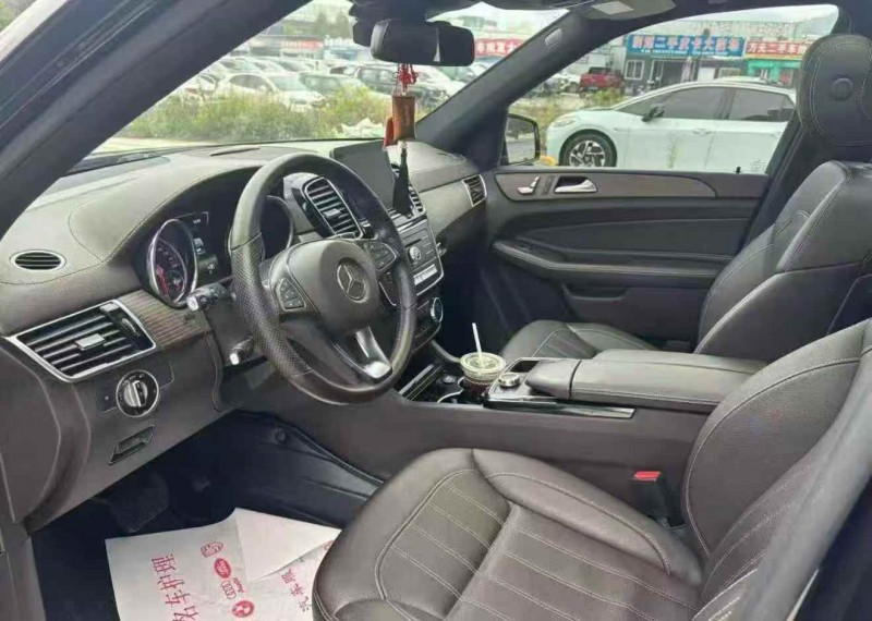 苏州19年奔驰GLE5