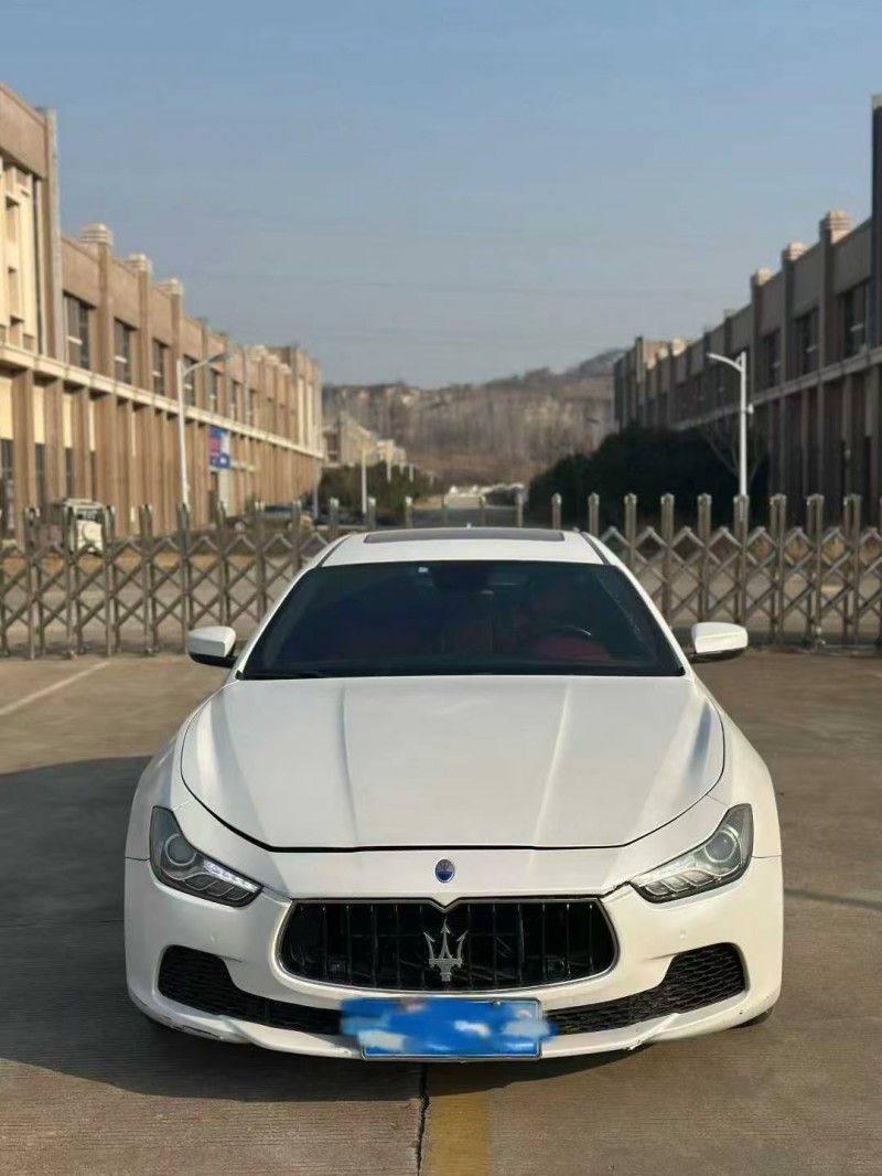 枣庄17年玛莎拉蒂Ghibli1