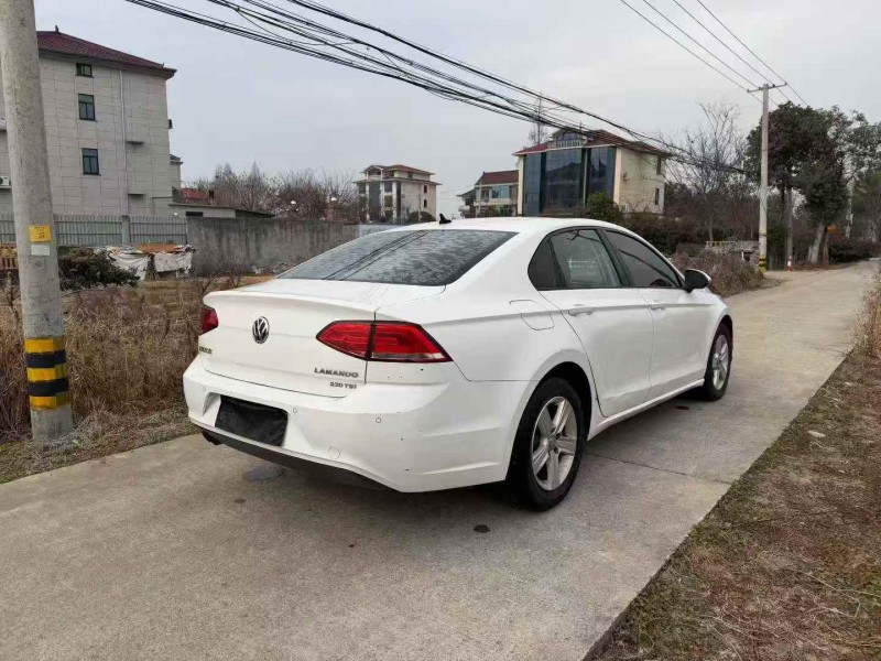 嘉兴18年大众凌渡6