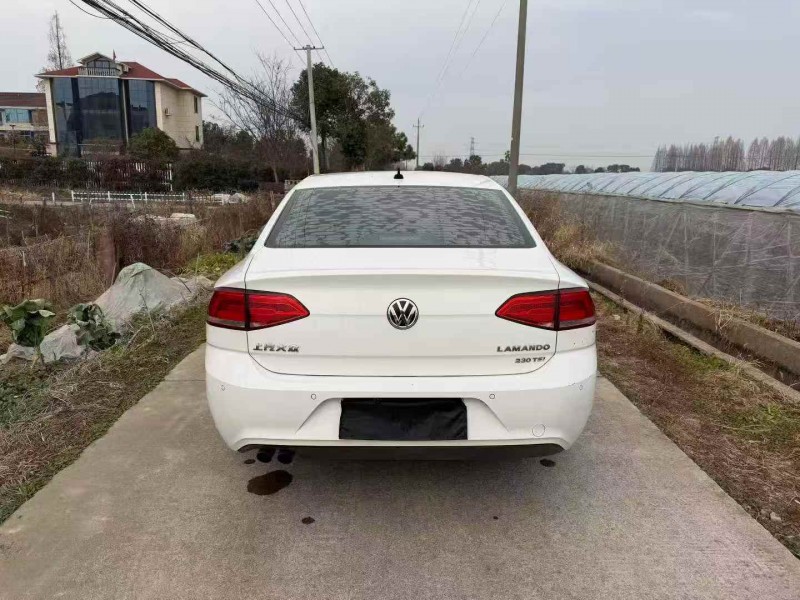 嘉兴18年大众凌渡8