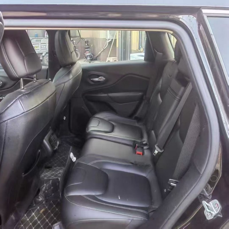 菏泽18年Jeep自由光4