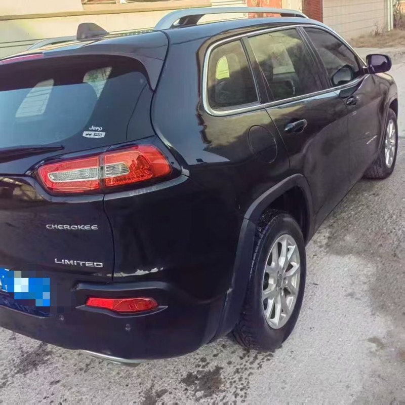 菏泽18年Jeep自由光5