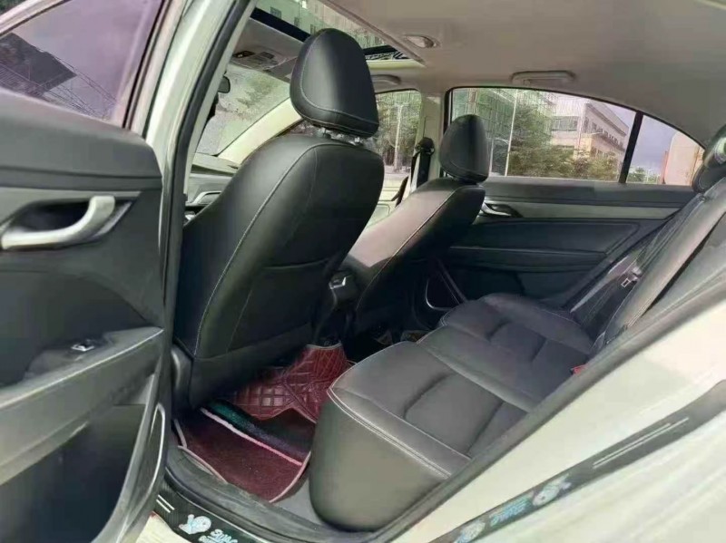 汕头21年吉利帝豪6