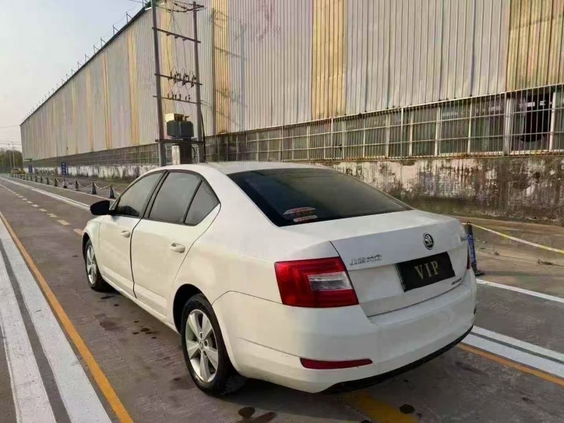 菏泽16年斯柯达明锐8