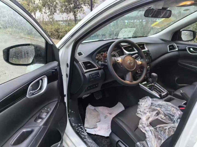 十堰24年日产轩逸4