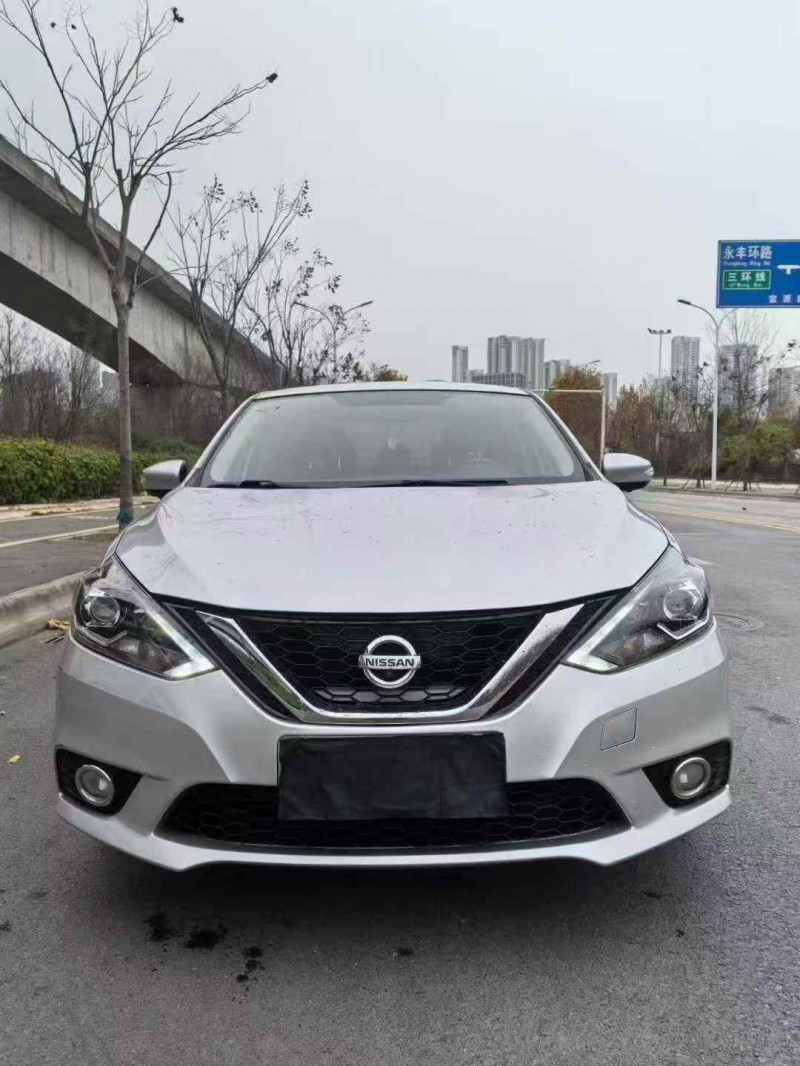 荆州19年日产轩逸1