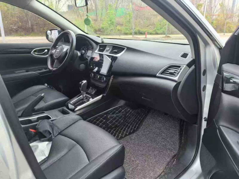 荆州19年日产轩逸7