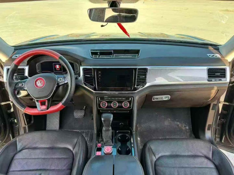 张家口20年大众途昂4