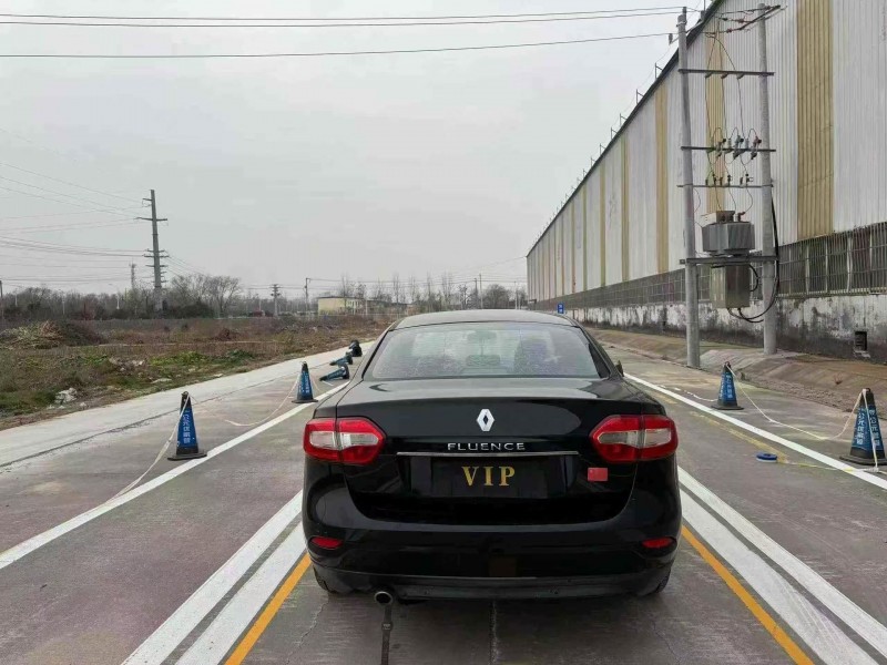 菏泽15年雷诺风朗9