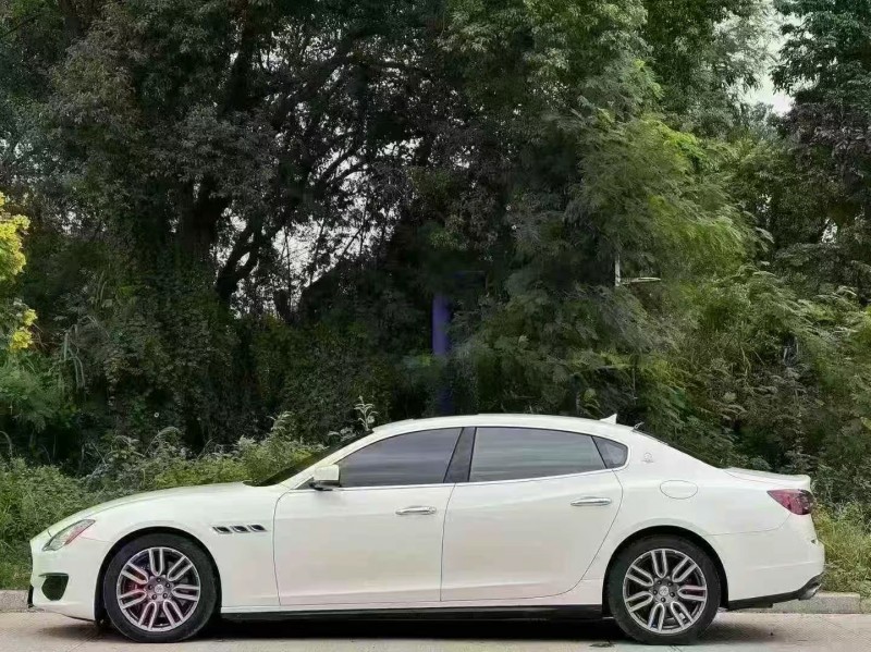 汕头16年玛莎拉蒂总裁3