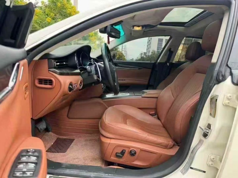 汕头16年玛莎拉蒂总裁4