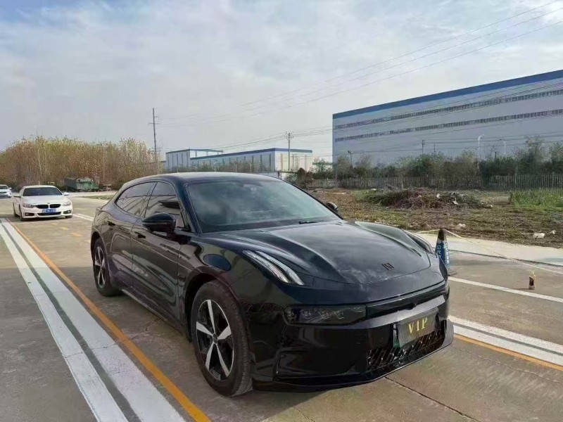 菏泽23年极氪汽车0012