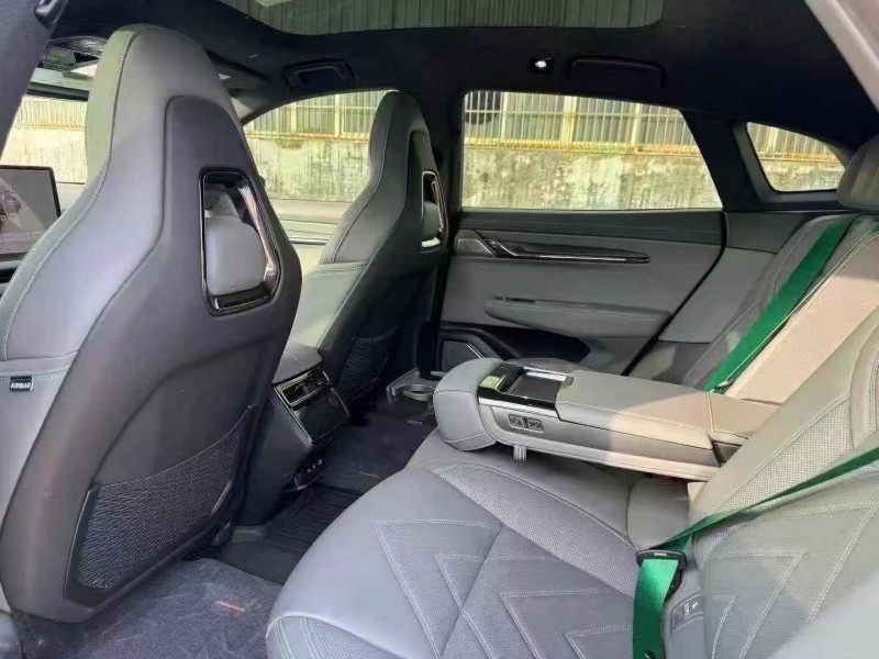 菏泽23年极氪汽车0015