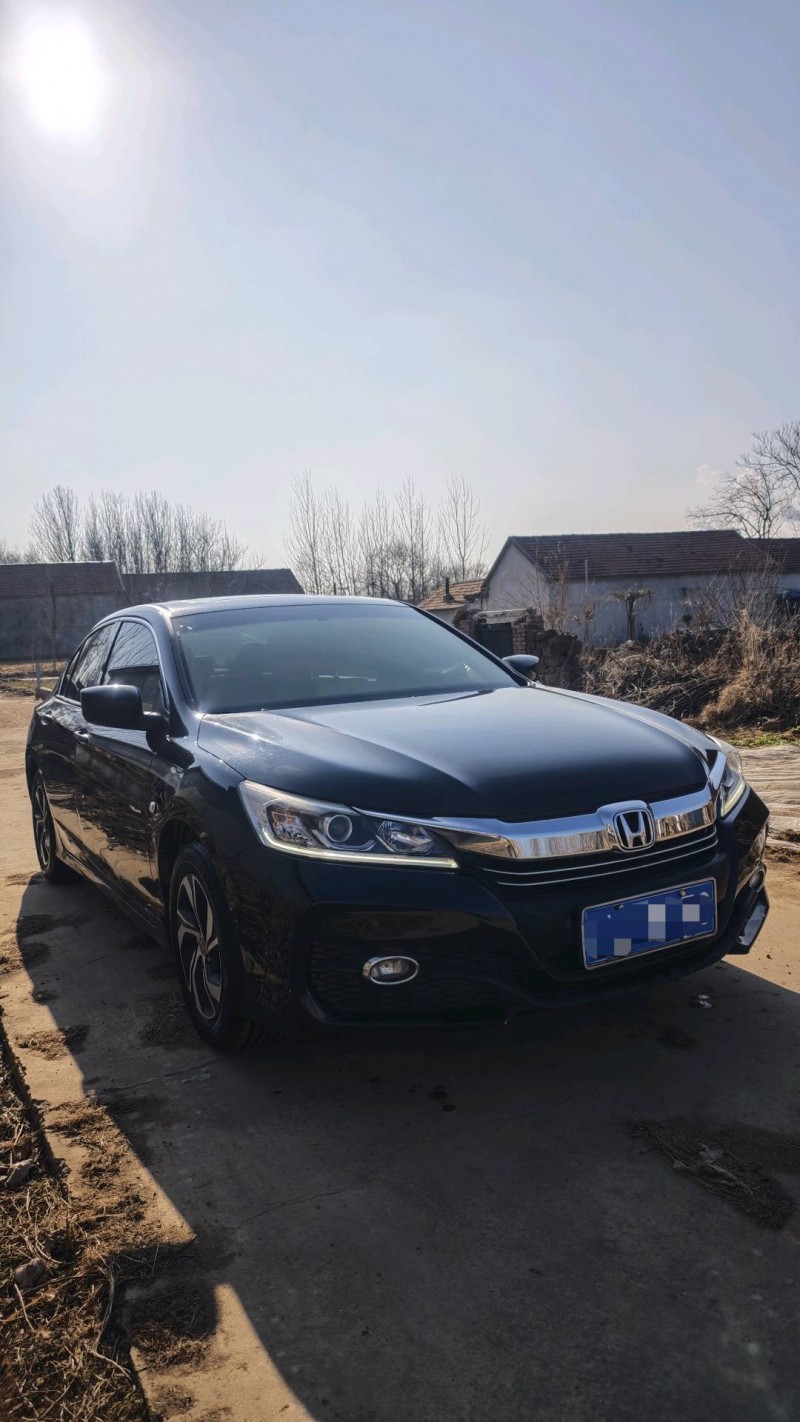 日照19年本田雅阁2