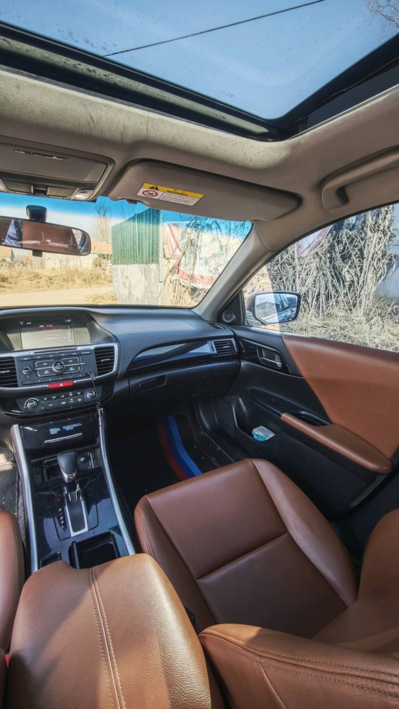 日照19年本田雅阁7