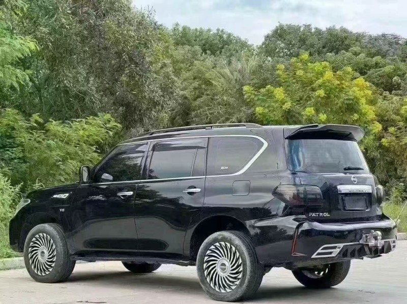 汕头19年日产途乐4