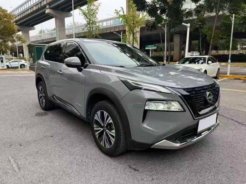 长沙23年日产奇骏3