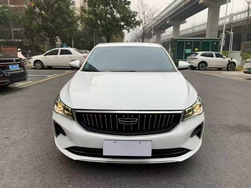 长沙24年吉利帝豪1