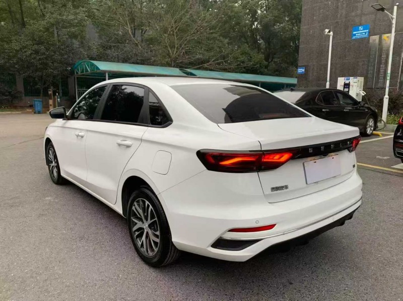 长沙24年吉利帝豪6