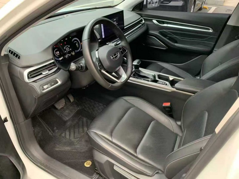 长沙24年吉利帝豪9