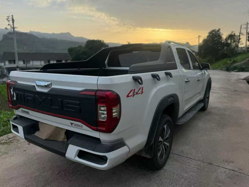 成都22年大通T902