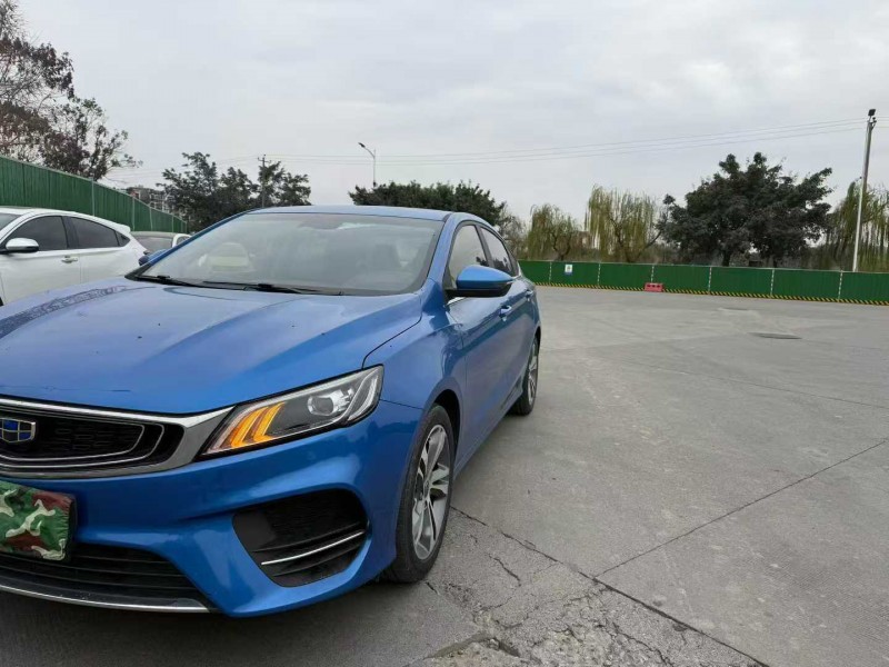 成都19年吉利缤瑞3