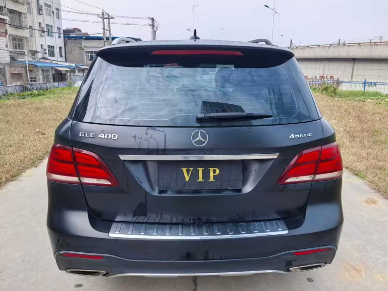 襄阳17年奔驰GLE9