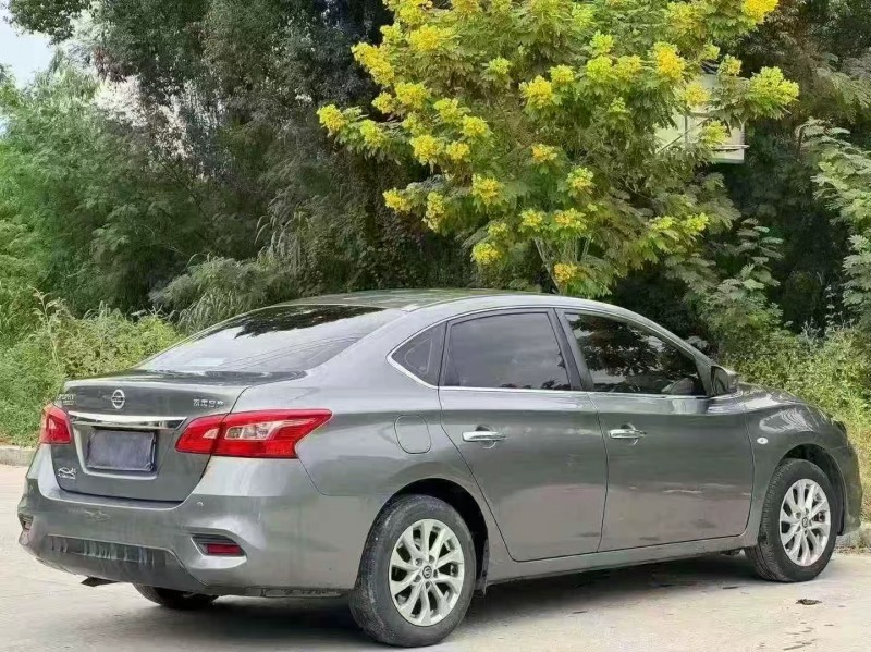 汕头21年日产轩逸8