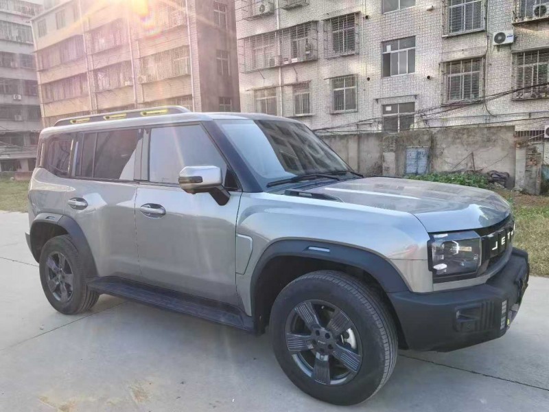 襄阳25年奇瑞捷途2