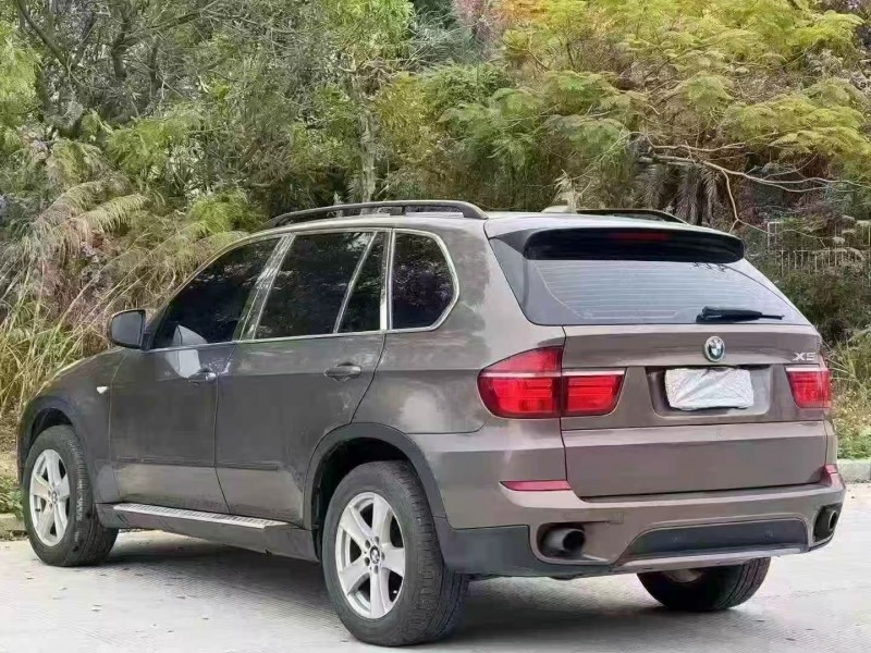 汕头12年宝马X57