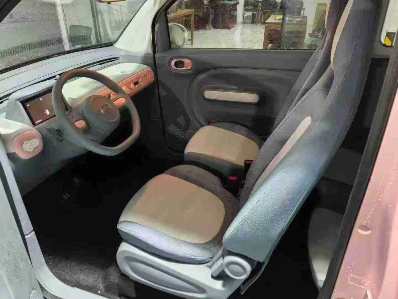 襄阳24年奔腾小马7