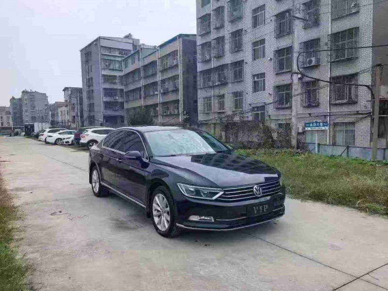 襄阳18年大众迈腾2