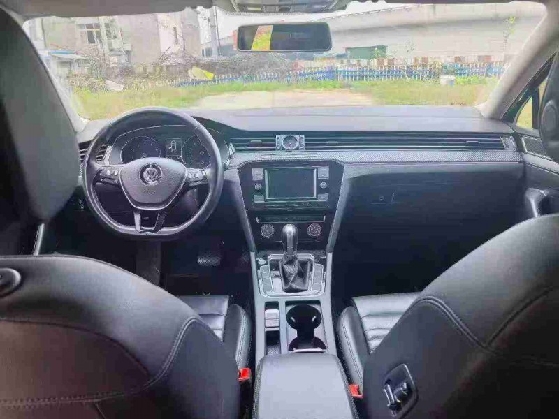 襄阳18年大众迈腾6