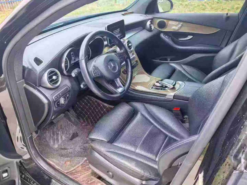 襄阳19年奔驰GLC5