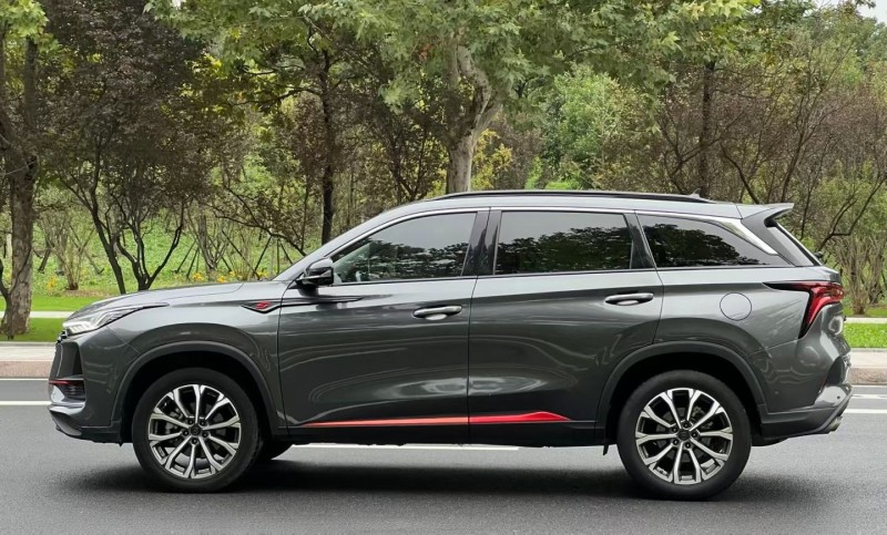 徐州19年长安汽车CS756