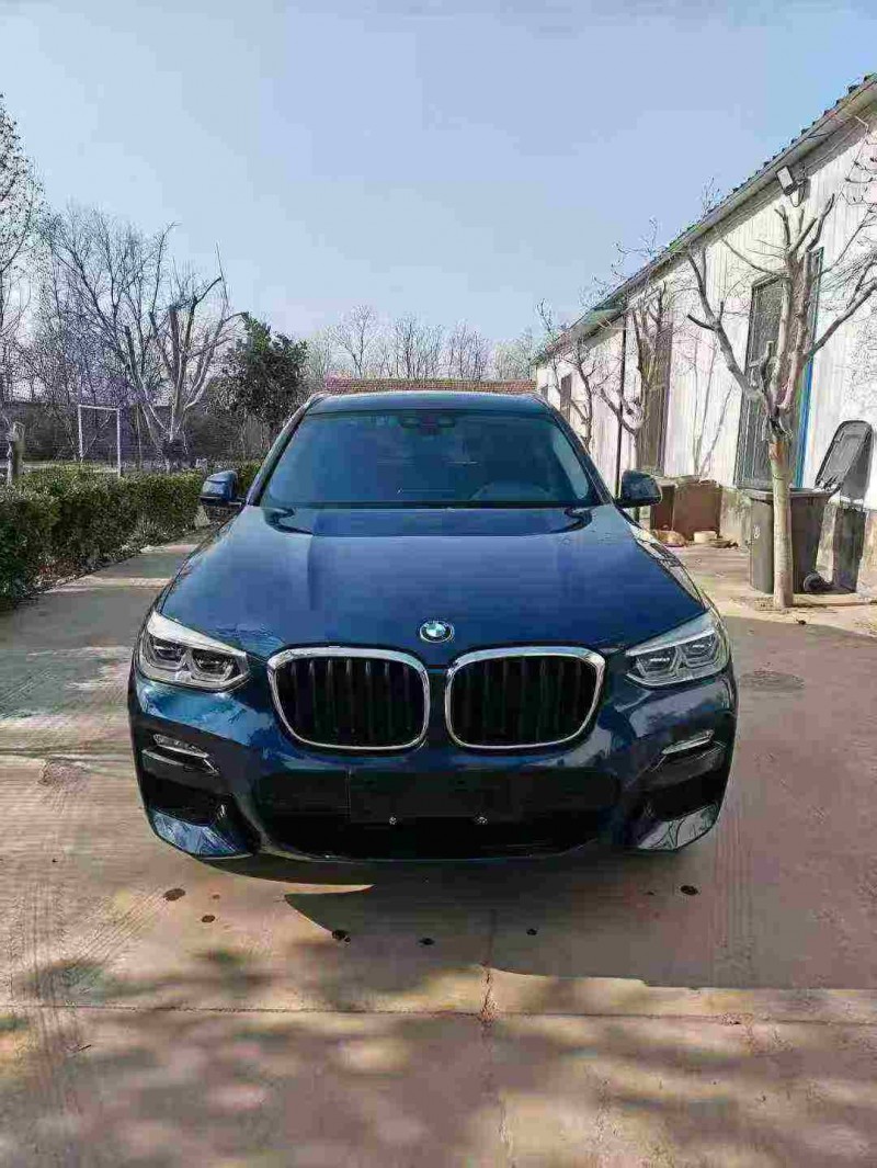 济宁19年宝马X31