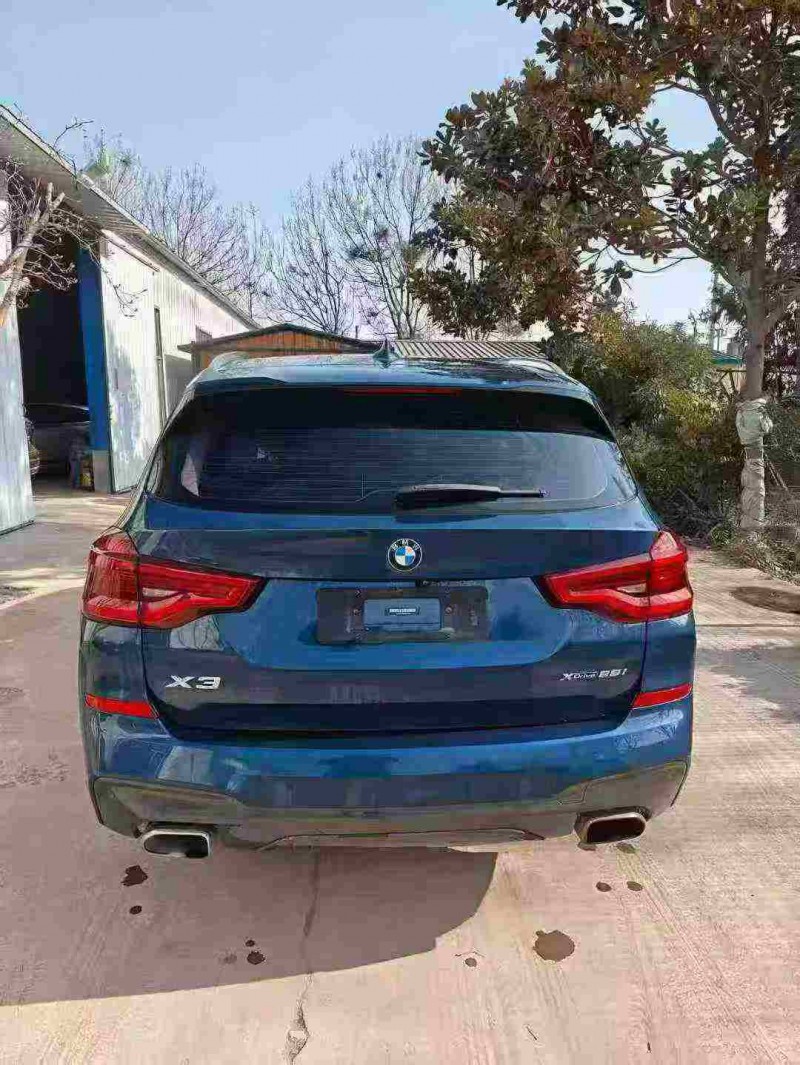 济宁19年宝马X37