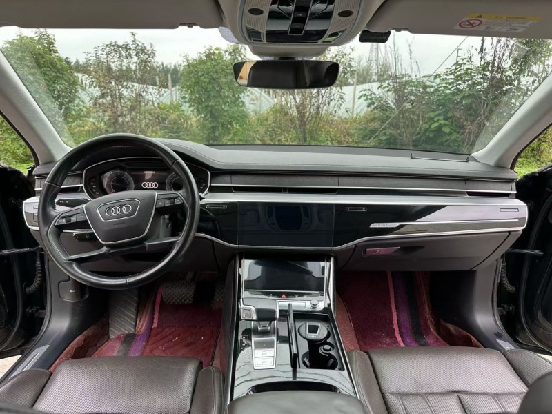 徐州20年奥迪A8L7