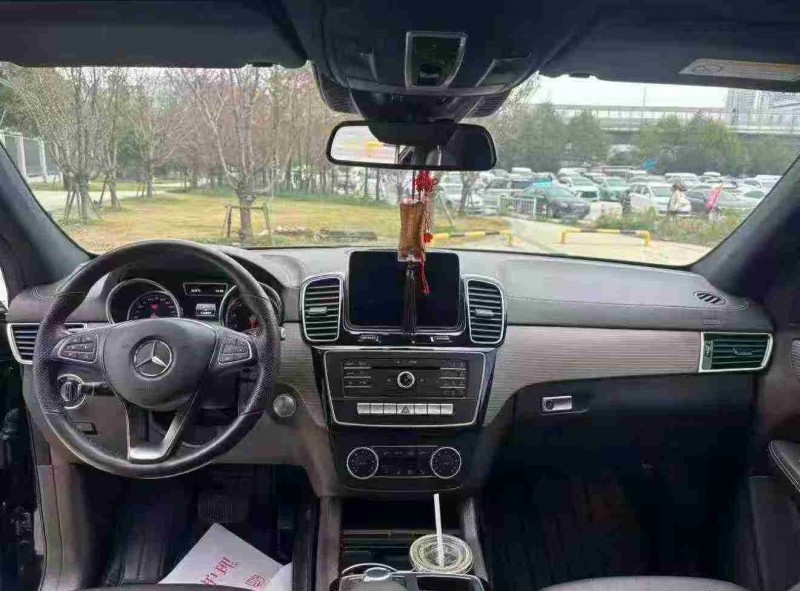 淮安19年奔驰GLE5