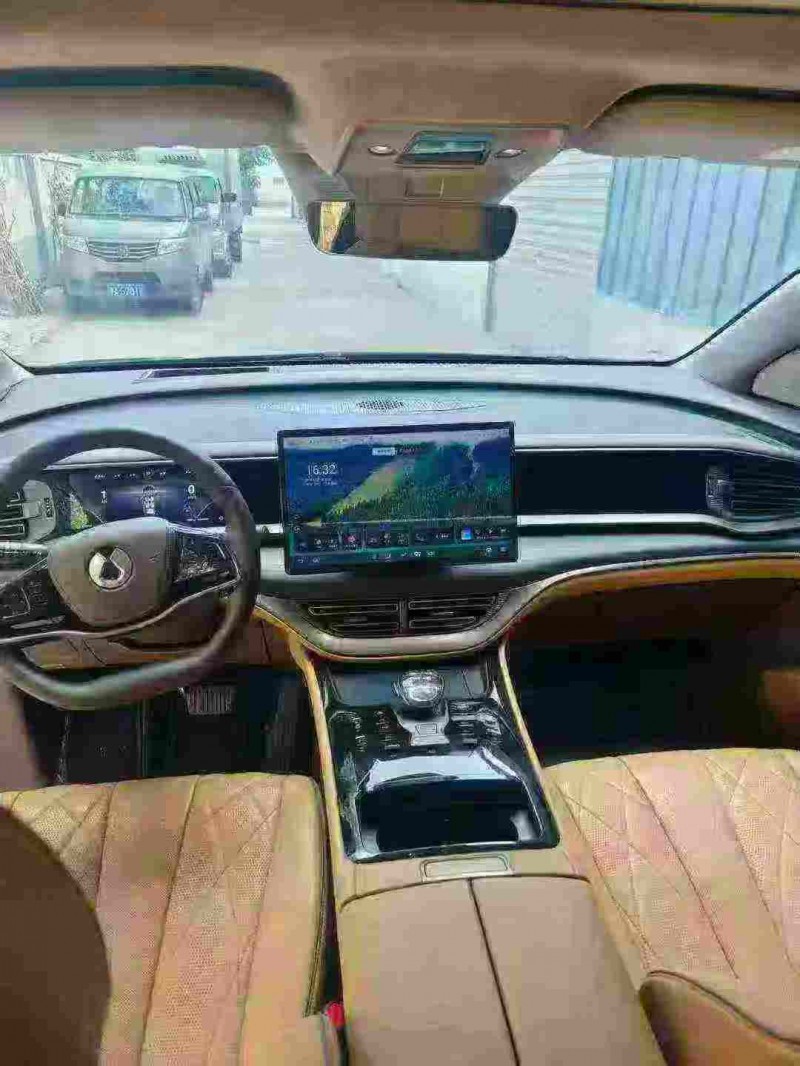 西安23年腾势D95